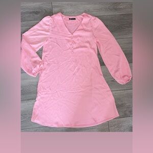 Pretty Garden Size Small Women’s Silky Dress Long Sleeved Vneck Lightweight